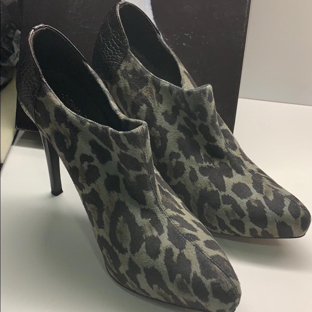 Booties - Picture 5 of 5